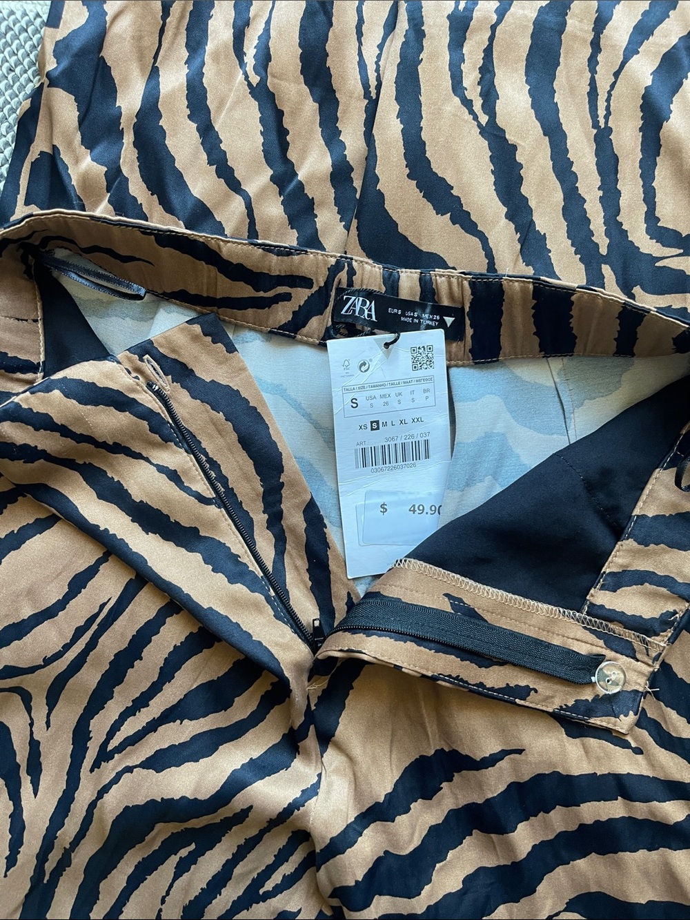 Zara High Waisted Sateen Animal Print Trousers S NWT - Picture 4 of 6